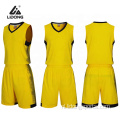 Nieuwste ontwerpbasketbaluniformen aangepaste basketbalshirt
